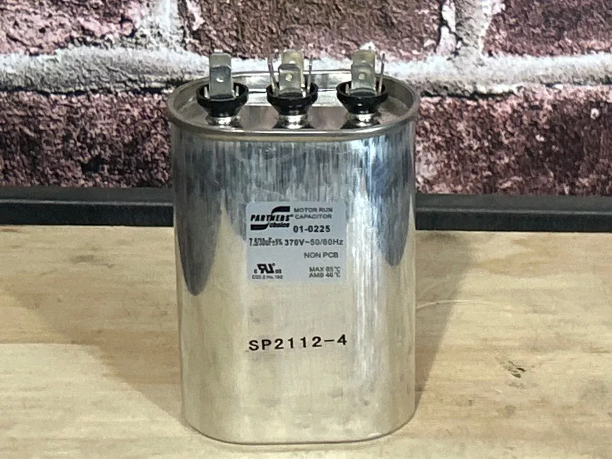 370 Vac, 30+7.5MFD 50/60 Hz, Oval Capacitor