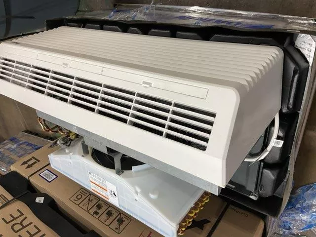 7,000 BTU Packaged Terminal Heat Pump with 5 KW Heat, 208-230/60/1, R-
