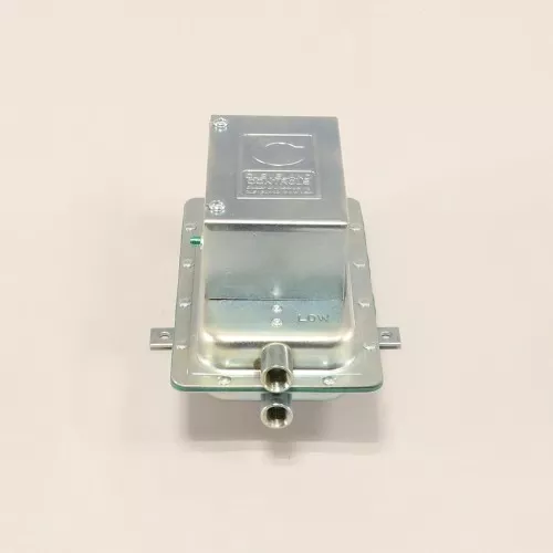Cleveland Controls AFS-442 Air Pressure Sensing Switch, 0.05–2" w.c., SPDT