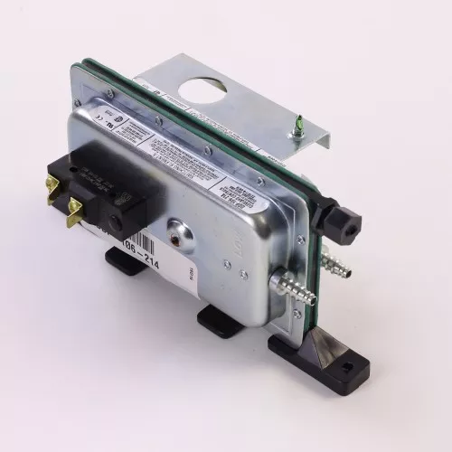 Cleveland Controls DDP-106-214 Air Pressure Sensing Switch, 2 SPDT