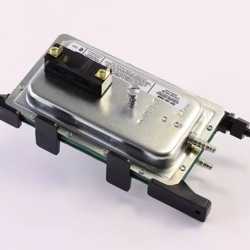 Cleveland Controls DDP-106-298M Air Pressure Sensing Switch, 2 SPDT