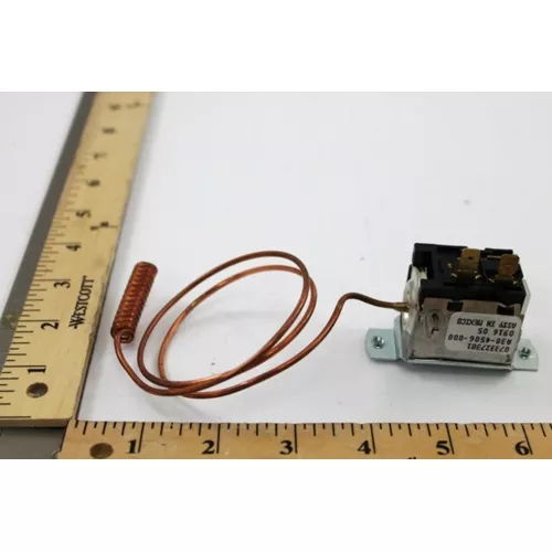 Daikin-McQuay 073327301 Low Limit Temperature Control