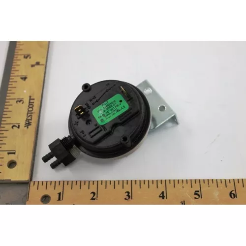 Daikin-McQuay 349956814 Low Limit Pressure Control 0.15"wc