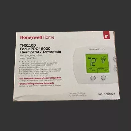 Focus Pro 5000 Non-Programmable Digital Thermostat 1Heat/1Cool