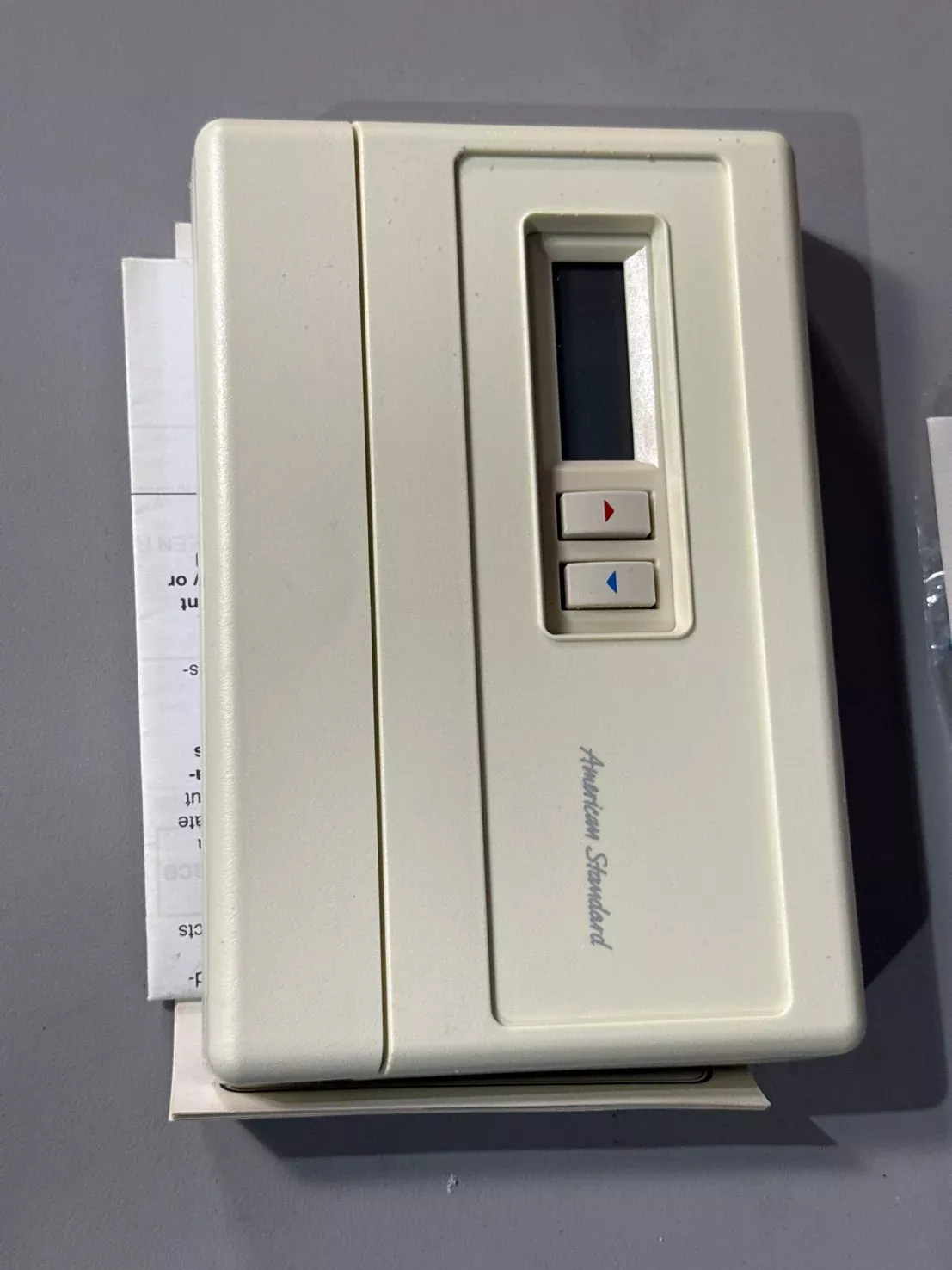 Programmable Heating/Cooling Thermostat