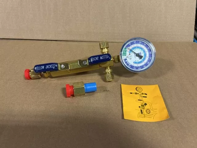 SuperEvac Two Valve Manifold with Lo-Side Gauge Mount and 3/8" Female